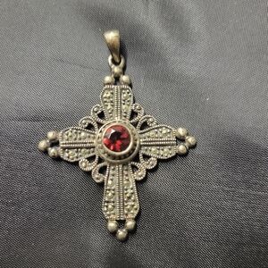 Garnet and Sterling silver pendant